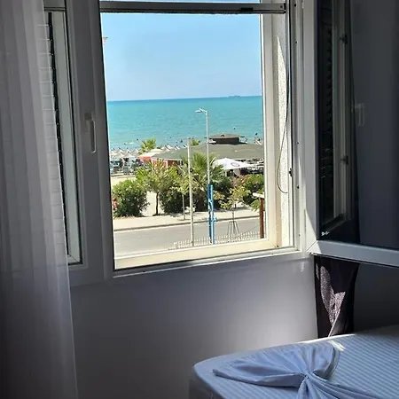 Del Sol Apartment