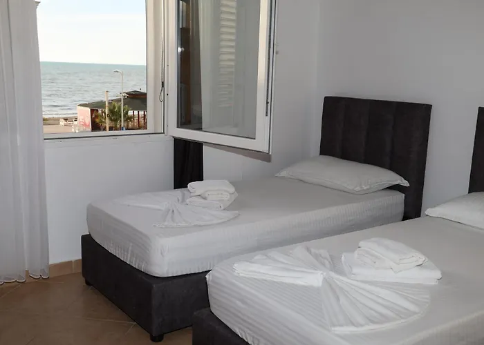 Del Sol Apartment Golem (Tirana)